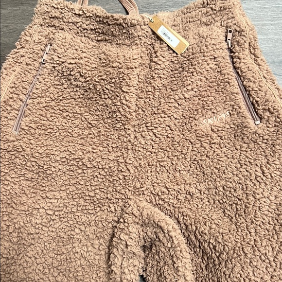 NWT SKIMS Tigers Eye Teddy Fleece Pants - Picture 2 of 6